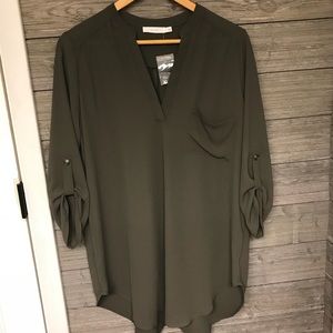 Lush.Perfect roll tab sleeve tunic